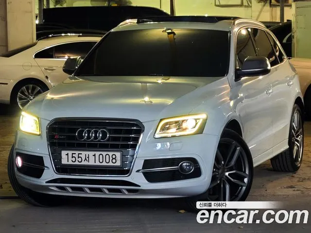 Audi SQ5 2014 — photo 1