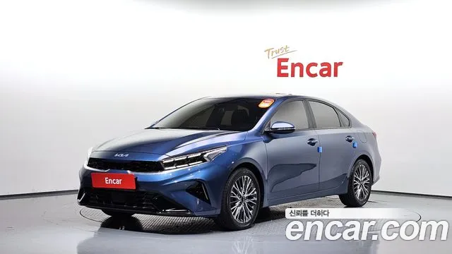 Kia K3 2023 — photo 1