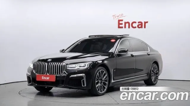 BMW 7-Series 2020 — photo 1