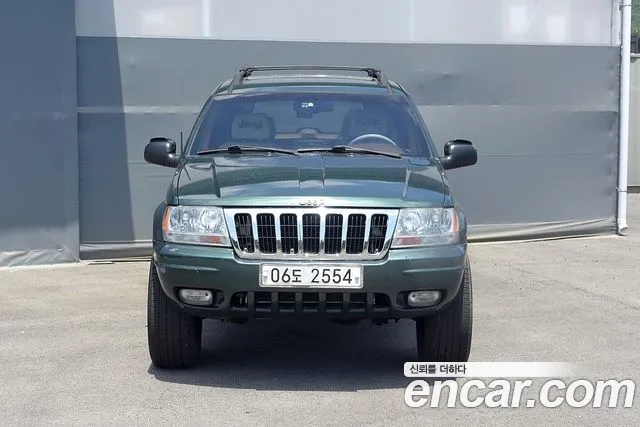 Jeep Cherokee 2000 — photo 1