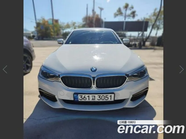 BMW 5-Series 2017 — photo 1