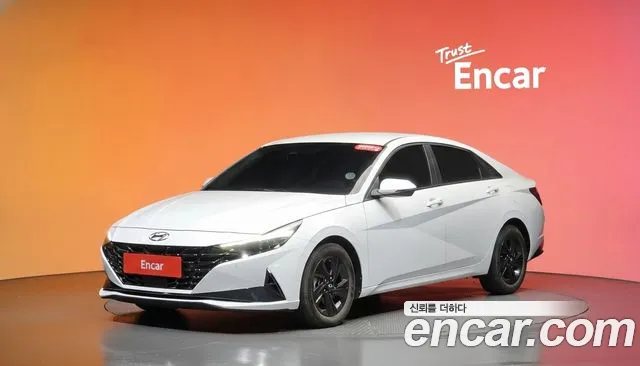 Hyundai AVANTE 2023 — photo 1