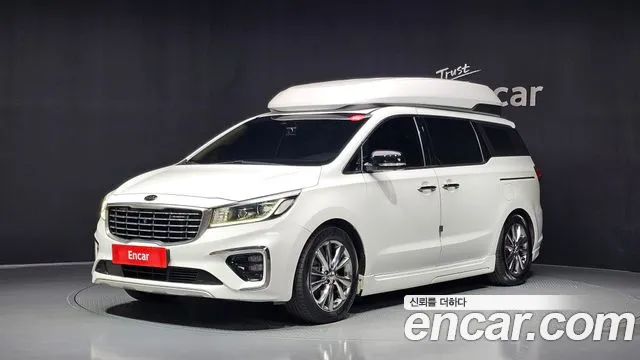 Kia Canival 2019 — photo 1