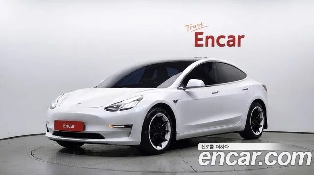 Tesla Model 3 2020 — photo 1