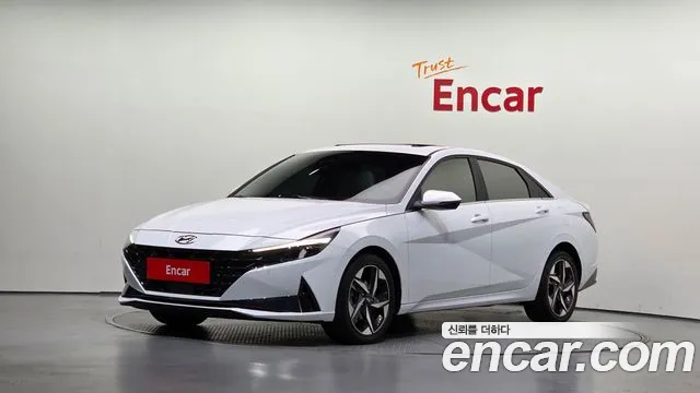 Hyundai AVANTE 2023 — photo 1