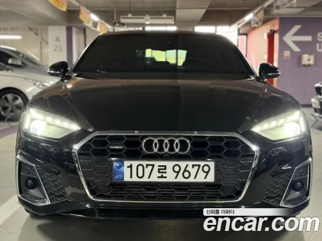 Audi A5 2023 — photo 1
