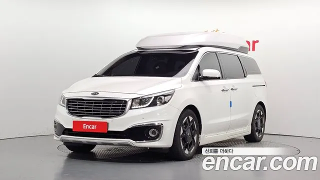 Kia Canival 2018 — photo 1