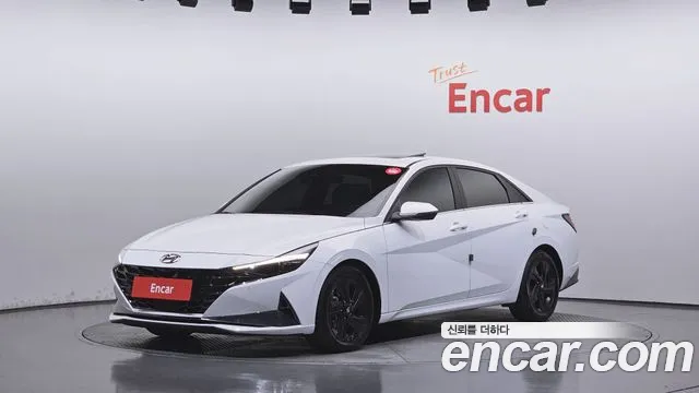 Hyundai AVANTE 2021 — photo 1