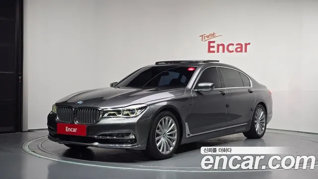 BMW 7-Series 2016 — photo 1