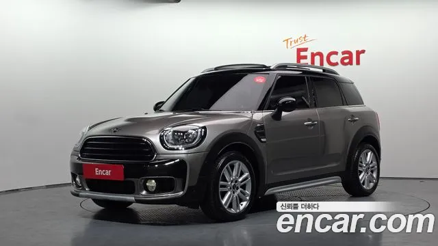 Mini Countryman 2019 — photo 1