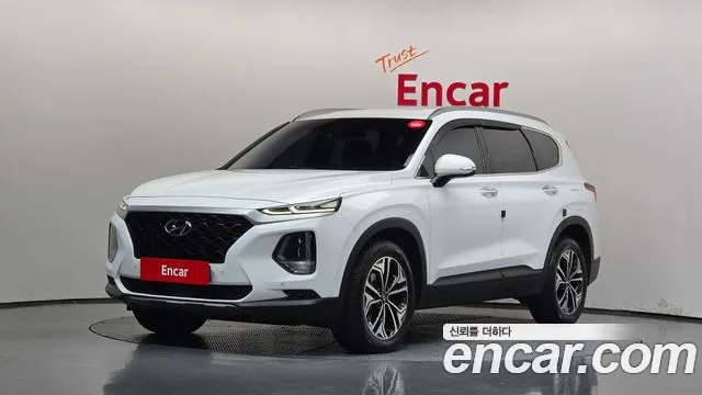 Hyundai Santafe 2019 — photo 1