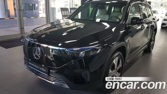 Mercedes-Benz EQB 2026 — photo 1