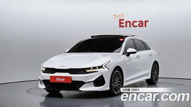 Kia K5 2023 — photo 1