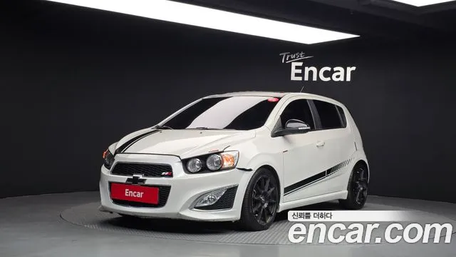 Chevrolet Korea Aveo 2014 — photo 1