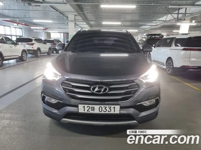 Hyundai Santafe 2016 — photo 1