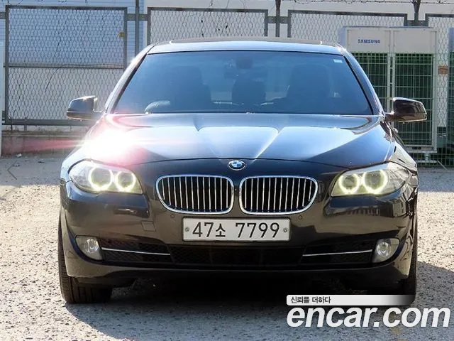 BMW 5-Series 2013 — photo 1