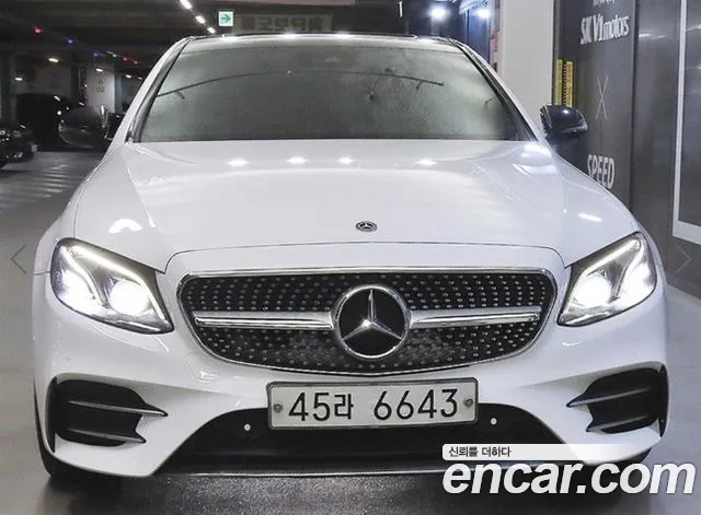 Mercedes-Benz E-Class 2019 — photo 1