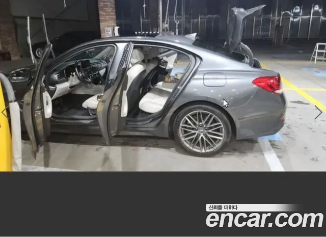 Genesis G70 2018 — photo 1