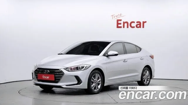 Hyundai AVANTE 2017 — photo 1