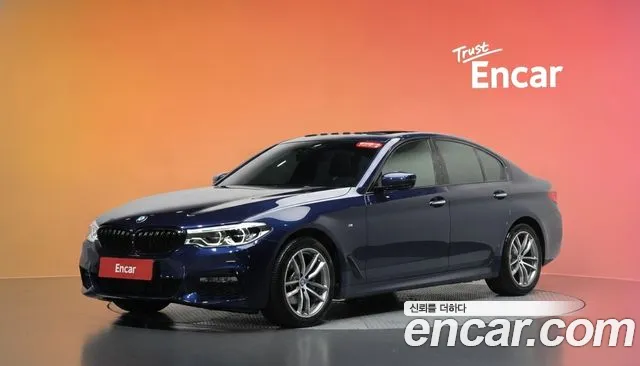 BMW 5-Series 2017 — photo 1