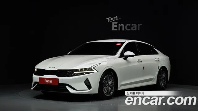Kia K5 2023 — photo 1