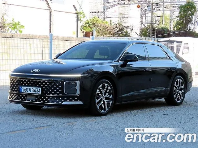 Hyundai Grandeur 2023 — photo 1