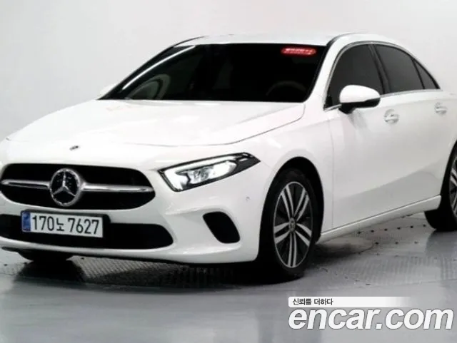 Mercedes-Benz A-Class 2021 — photo 1