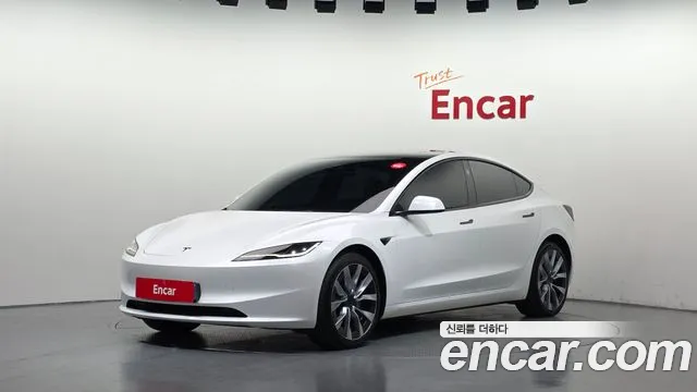 Tesla Model 3 2024 — photo 1