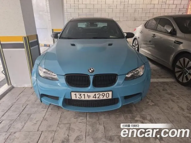 BMW M3 2010 — photo 1