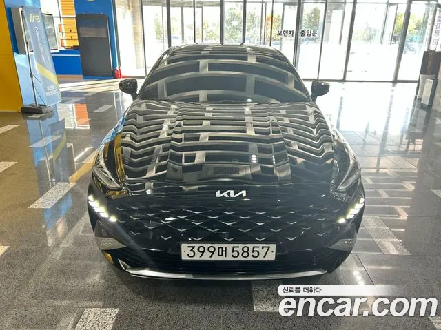 Kia K8 2023 — photo 1