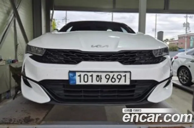 Kia K5 2023 — photo 1