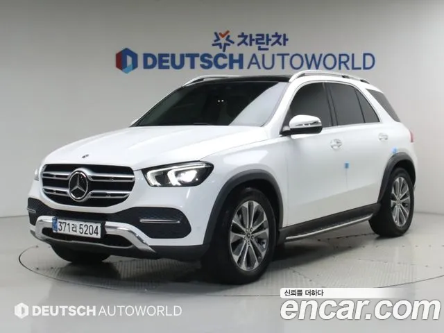 Mercedes-Benz GLE-Class 2021 — photo 1