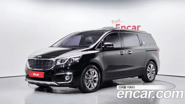 Kia Canival 2015 — photo 1