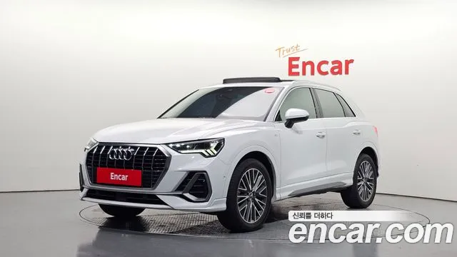 Audi Q3 2022 — photo 1