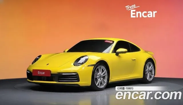 Porsche 911 2020 — photo 1