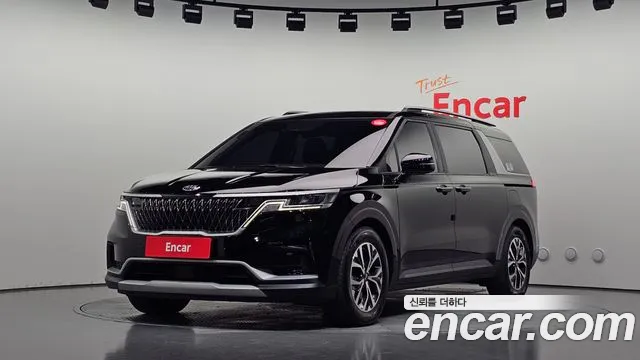 Kia Canival 2021 — photo 1