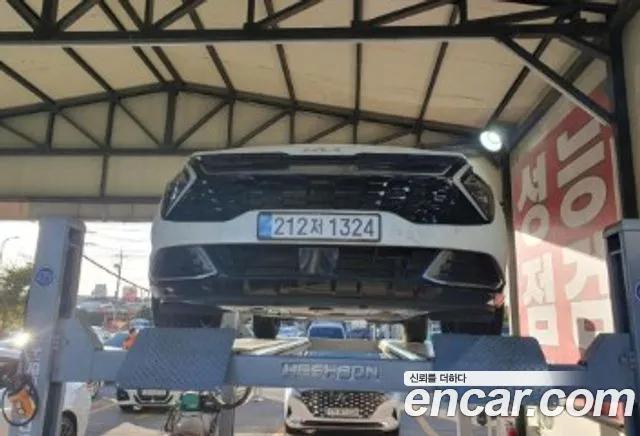 Kia Sportage 2023 — photo 1