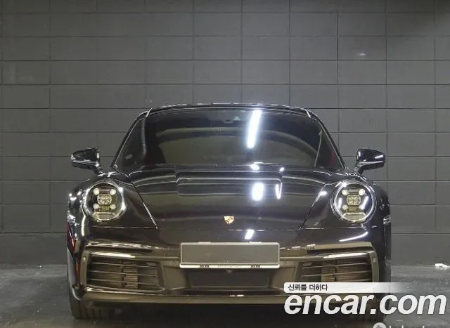 Porsche 911 2022 — photo 1
