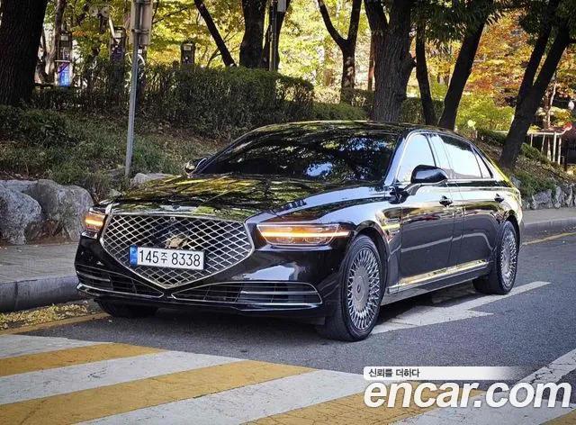 Genesis G90 2019 — photo 1