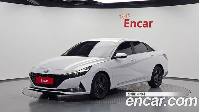 Hyundai AVANTE 2021 — photo 1