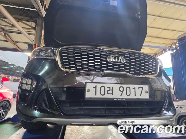 Kia Sorento 2018 — photo 1