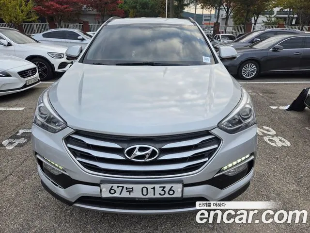 Hyundai Santafe 2017 — photo 1