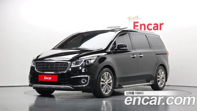 Kia Canival 2015 — photo 1