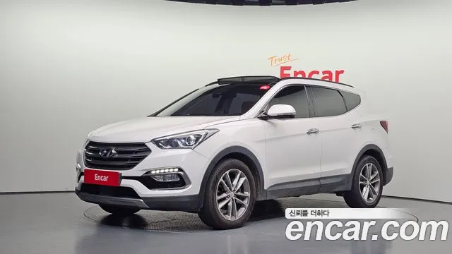 Hyundai Santafe 2016 — photo 1
