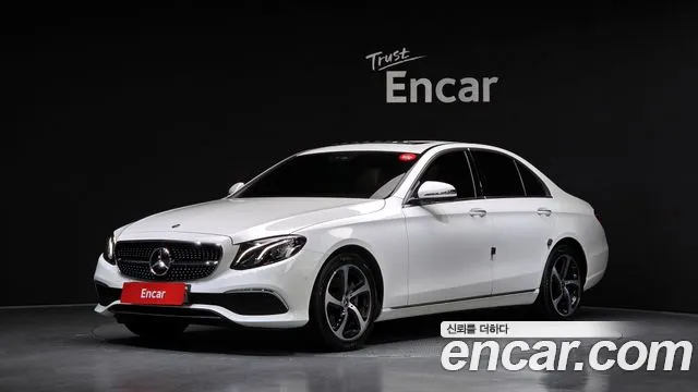 Mercedes-Benz E-Class 2020 — photo 1
