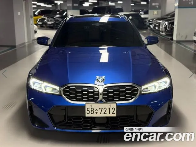 BMW 3-Series 2023 — photo 1