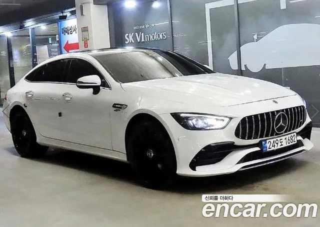 Mercedes-Benz AMG GT 2020 — photo 1