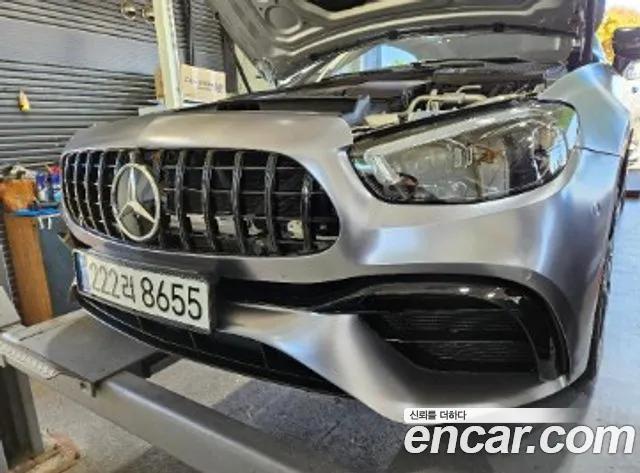 Mercedes-Benz E-Class 2018 — photo 1