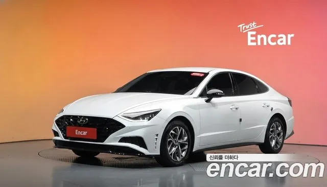 Hyundai Sonata 2022 — photo 1