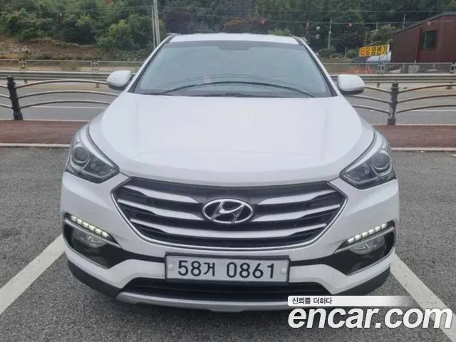 Hyundai Santafe 2016 — photo 1